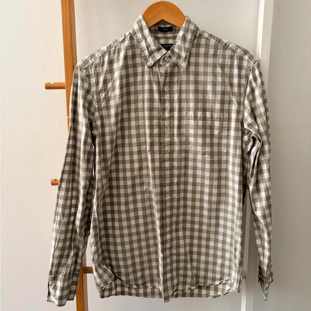 Men's J. Crew Button Down Shirt‎